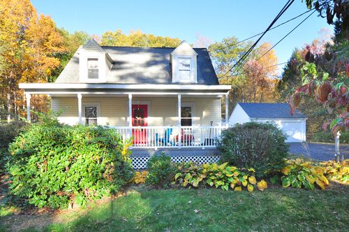 54 Secret Lake Rd, Canton, CT, 06019-2625 | Card Image