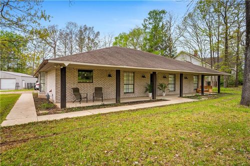 1240 Lake Dr, Woodworth, LA, 71485-9728 | Card Image