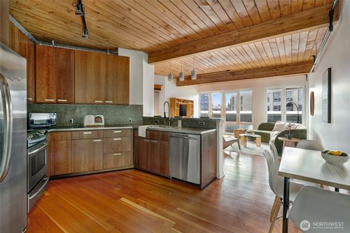 406-1408 12th Ave, Seattle, WA, 98122-3957 | Card Image