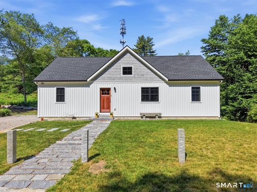 91 Miner Ln, Waterford, CT, 06385-3016 | Card Image