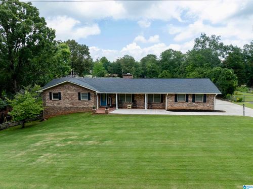 1027 Creek Trl, Anniston, AL, 36206-1047 | Card Image