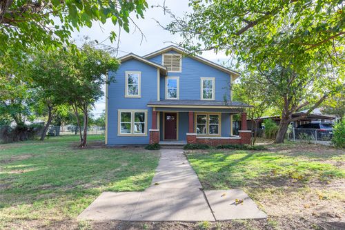 225 W W 2nd St, Baird, TX, 79504-6226 | Card Image