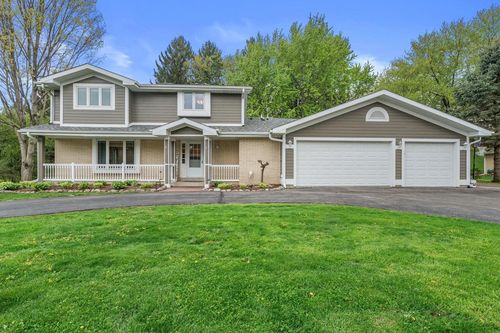 N51W35827 Hillcrest Court, Oconomowoc, WI, 53066 | Card Image