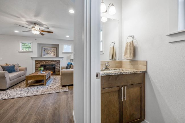 Middleton - Powder Bath | Image 4