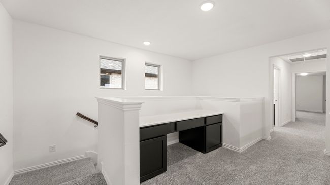18. 1650 Gracehill - Loft | Image 20