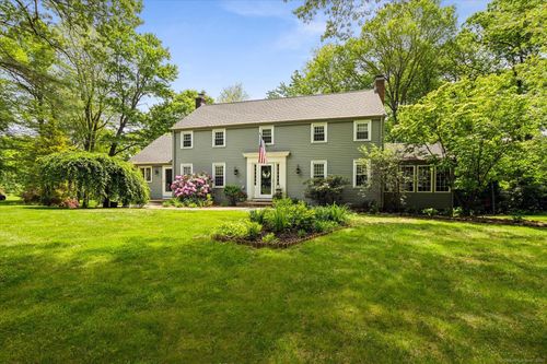 8 Buttonwood Dr, Simsbury, CT, 06070-1702 | Card Image