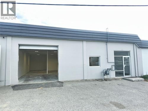 2-1531 Fairview Rd, Penticton, BC, V2A6P6 | Card Image