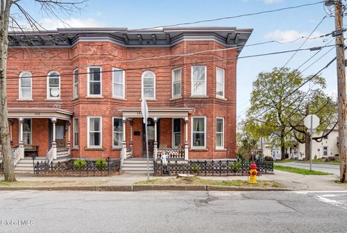 194 Grand Ave, Saratoga Springs, NY, 12866-3927 | Card Image