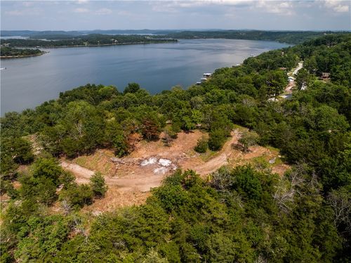 18312 Roth Ridge Rd, Rogers, AR, 72756-8373 | Card Image