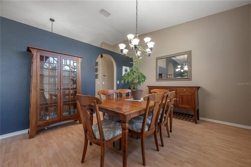 10126 Londonshire Ln, TAMPA, FL, 33647-3173 | Card Image