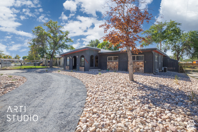 Pearce Dr, West Valley City, UT 84119