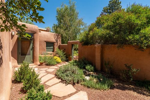 22 La Vega, Galisteo, NM, 87540-9767 | Card Image
