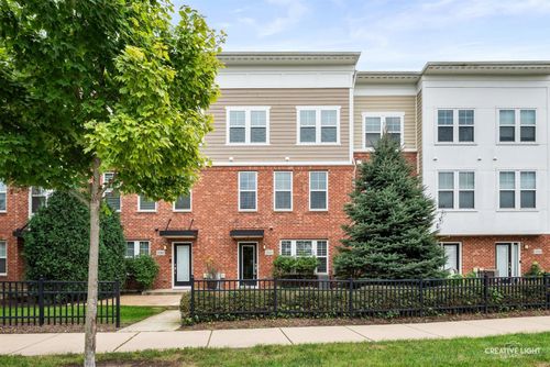 3545 Mulligan Dr, Woodridge, IL, 60517-3988 | Card Image
