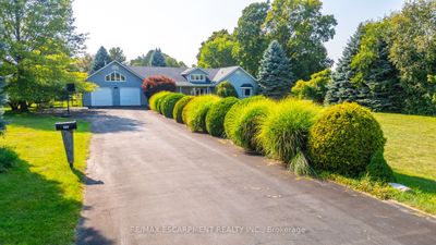 399 Old Brock Rd, House other with 4 bedrooms, 3 bathrooms and 10 parking in Dundas ON | Image 1