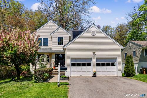 257 Silver Hill Ln, Stamford, CT, 06905-3124 | Card Image