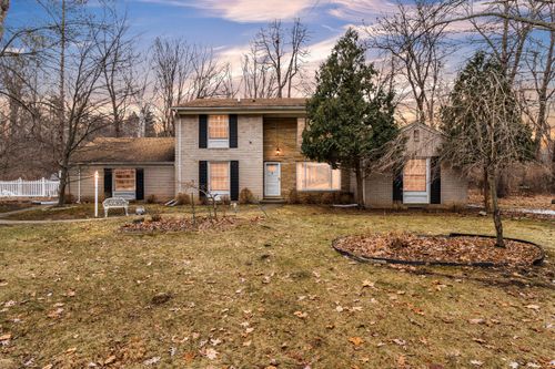 22030 Rougewood Drive, Southfield, MI, 48033 | Card Image