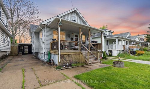 356 Exmouth St, Sarnia, ON, N7T5N6 | Card Image