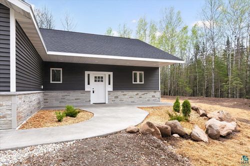 5781 Highway 194, Hermantown, MN, 55811-9602 | Card Image