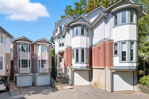 4-2949 Richmond Rd, Ottawa, ON, K2B6S6 | Card Image