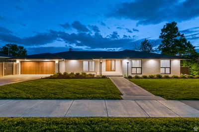 1498 S Roxbury Rd, House other with 5 bedrooms, 2 bathrooms and 2 parking in Salt Lake City UT | Image 1