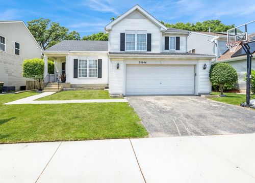 25644 Brooks Farm Rd, Round Lake, IL, 60073-5250 | Card Image