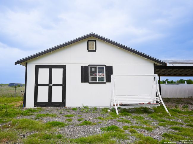 1087 E Fm 462, Home with 0 bedrooms, 0 bathrooms and null parking in Moore TX | Image 8