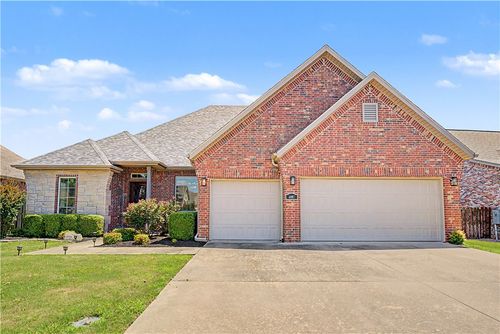 4007 Sw Rhinestone Blvd, Bentonville, AR, 72713-8677 | Card Image