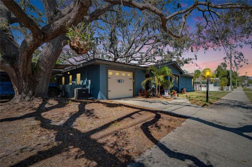 725 Philippe Pkwy, SAFETY HARBOR, FL, 34695-3150 | Card Image