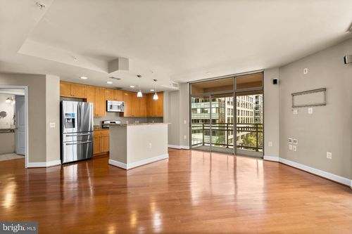 unit-517w-3600 S Glebe Rd, ARLINGTON, VA, 22202-2384 | Card Image