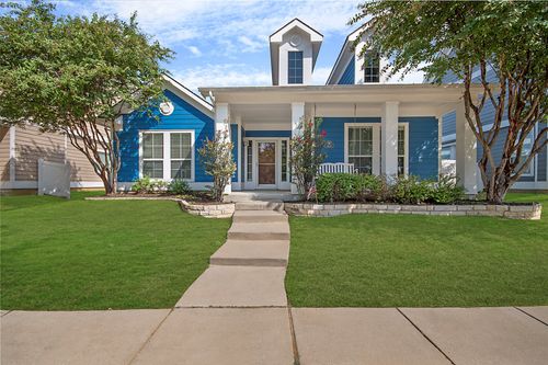 9405 Waterman Dr, Providence Village, TX, 76227-5746 | Card Image