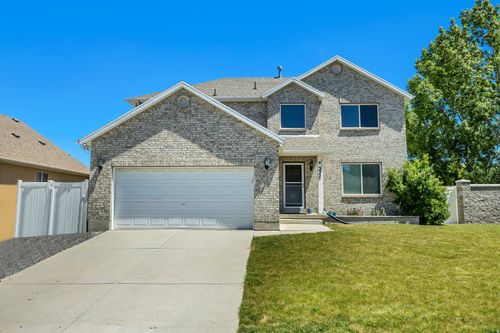 3357 S Village Meadow Dr, West Valley City, UT, 84128-7805 | Card Image