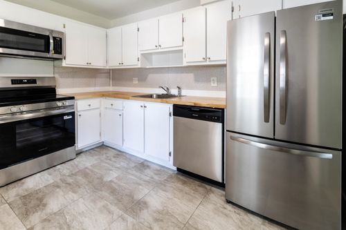 103-4007 N Cypress Dr, Pompano Beach, FL, 33069-4184 | Card Image