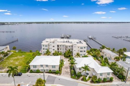 2b-53 Se Seminole St, Stuart, FL, 34994-2169 | Card Image