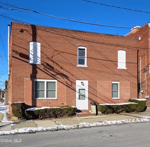 61 Elm St, Hoosick Falls, NY, 12090-1638 | Card Image