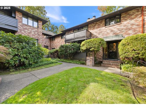 9-2425 Sw 19th Ave, Portland, OR, 97201-2370 | Card Image