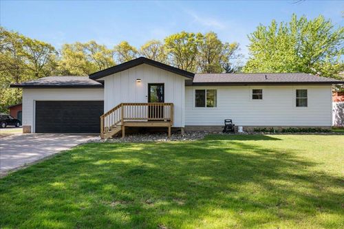 6141 Donald St, Baxter, MN, 56425-8639 | Card Image