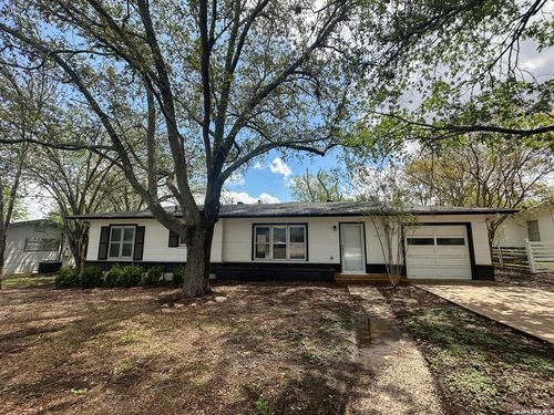 740 Rittiman Rd, Terrell Hills, TX, 78209-5550 | Card Image
