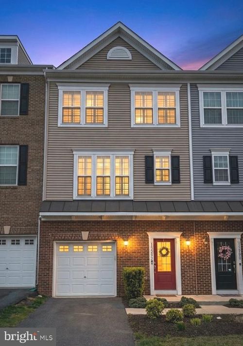 15292 Westham Ct, HAYMARKET, VA, 20169-6288 | Card Image