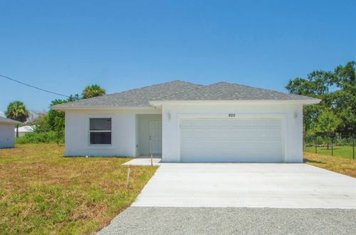 920 7th Pl, Vero Beach, FL, 32962-1549 | Card Image