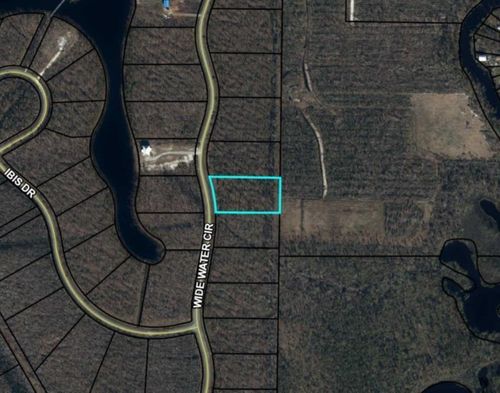 813 Widewater Cir, Wewahitchka, FL, 32465-6329 | Card Image