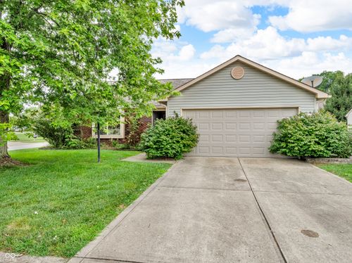 4672 Churchill Downs Cir, Greenwood, IN, 46143-8163 | Card Image