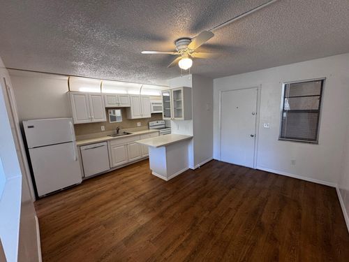 1-43-1021 Se Monterey Road, Stuart, FL, 34994 | Card Image