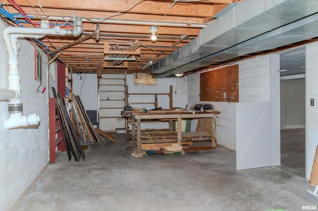 501 W High St, House other with 3 bedrooms, 2 bathrooms and null parking in Roanoke IL | Image 53