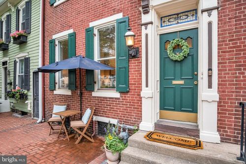 627 S Front St, HARRISBURG, PA, 17104-1627 | Card Image
