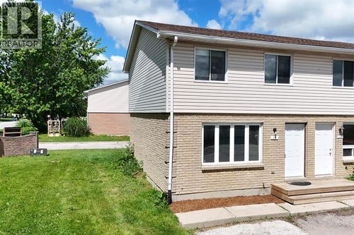 69-348 Cameron St, Corunna, ON, N0N1G0 | Card Image