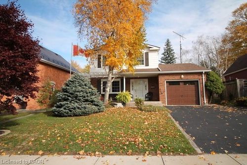 143 St James St S, Waterford, ON, N0E1Y0 | Card Image