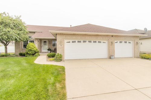 717 Sunflower Ln, Dyer, IN, 46311-1085 | Card Image