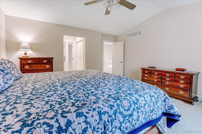 6522 Scenic Pines Ct, Condo with 3 bedrooms, 4 bathrooms and null parking in Clarkston MI | Image 29