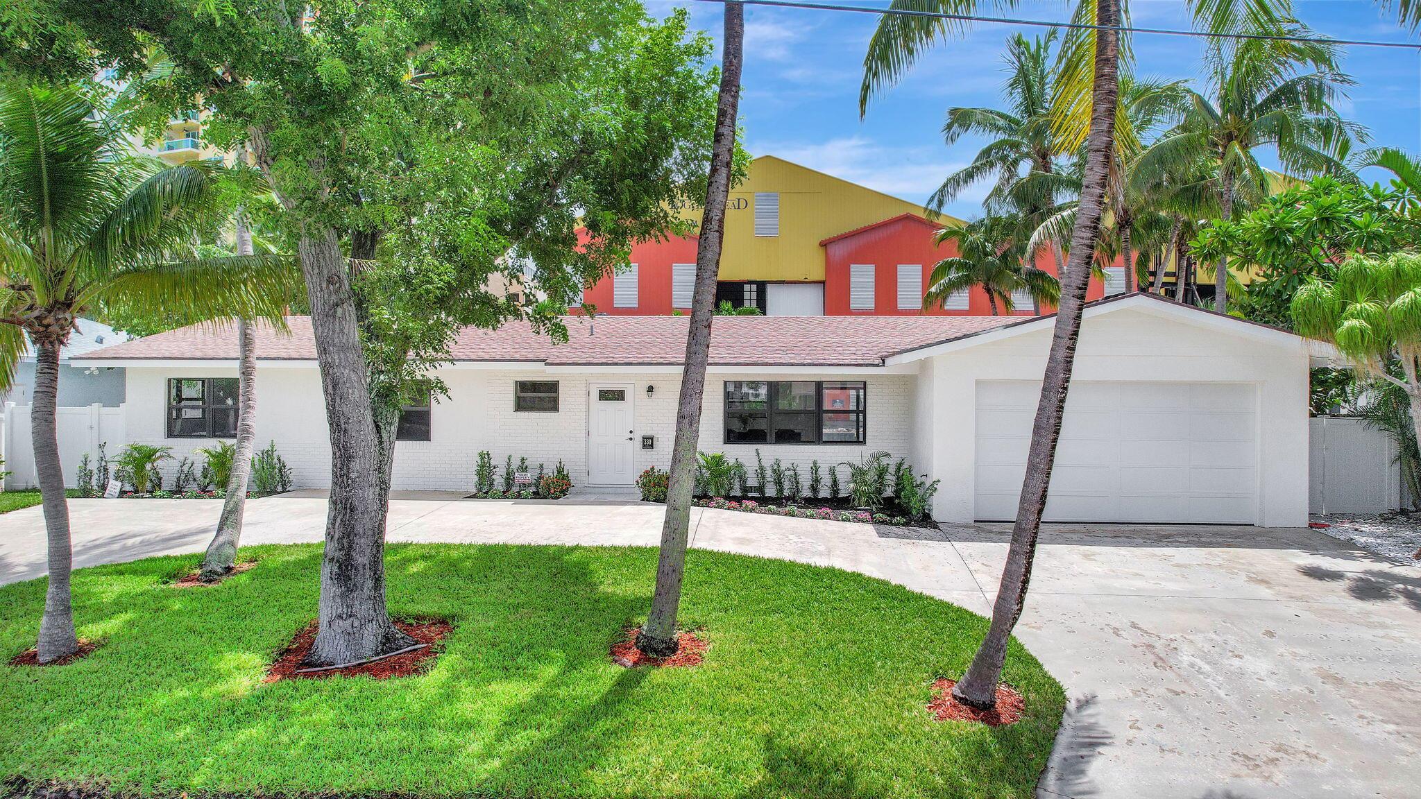 Wilma Cir, Riviera Beach, FL 33404