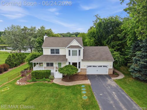 1078 Lake Lane Dr, White Lake, MI, 48386-1711 | Card Image